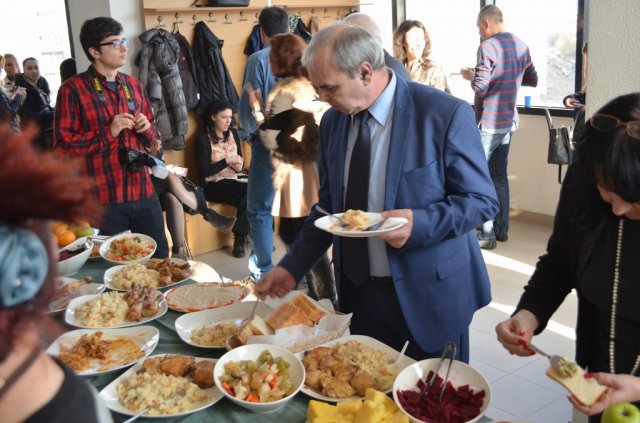 Conferința intermediară