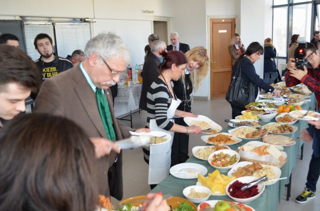 Conferința intermediară